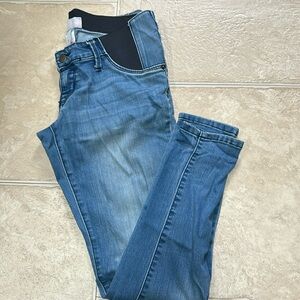 Medium wash skinny maternity jeans